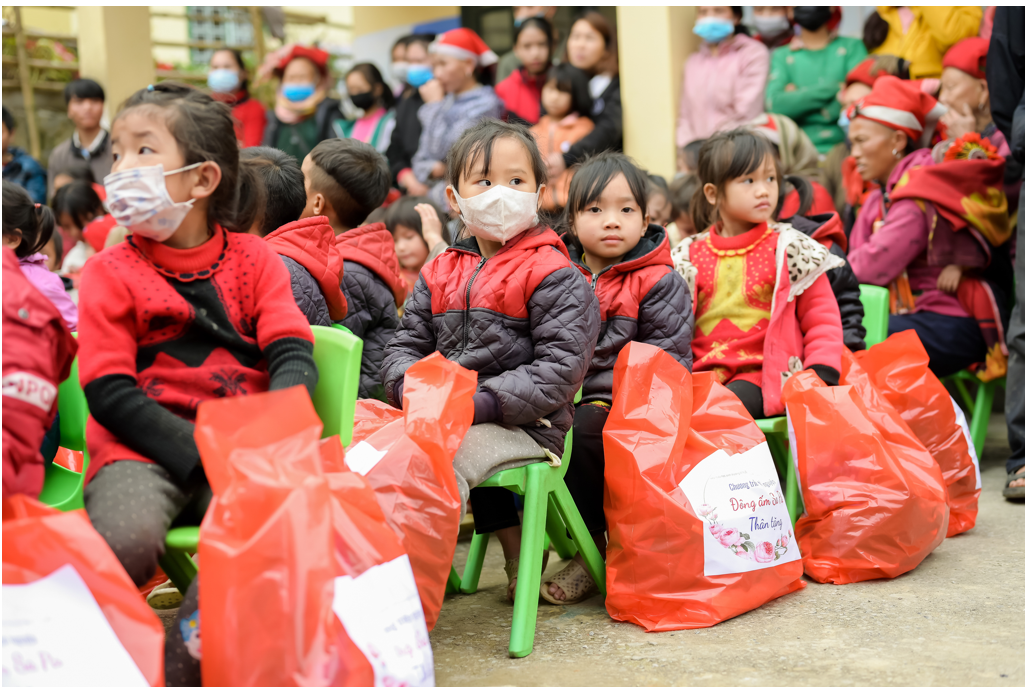 Hội Cựu học sinh: Hành trình kết nối và trao yêu thương “Đông ấm Sa Pa” 2021